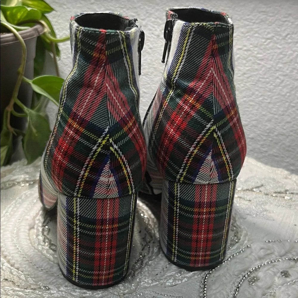 EUC Jeffrey Campbell Plaid Ankle Boots - Picture 7 of 13